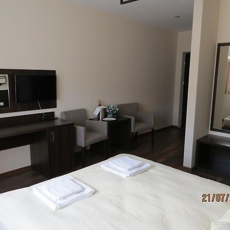 Ropa Hotel Pod Chelmem מראה חיצוני תמונה