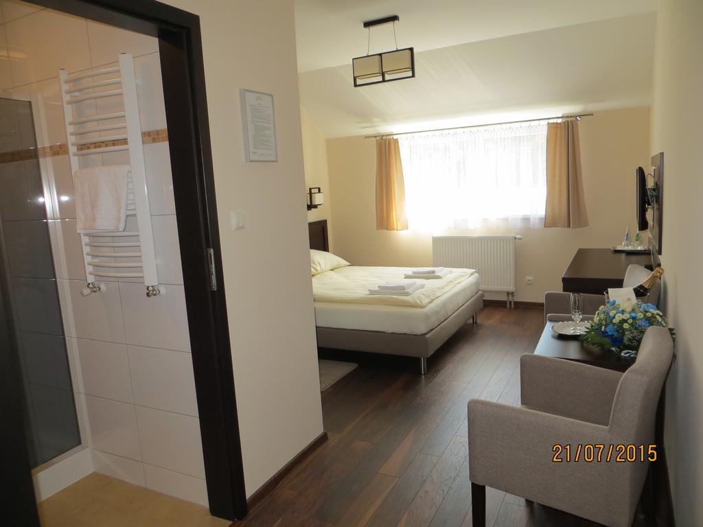 Ropa Hotel Pod Chelmem מראה חיצוני תמונה