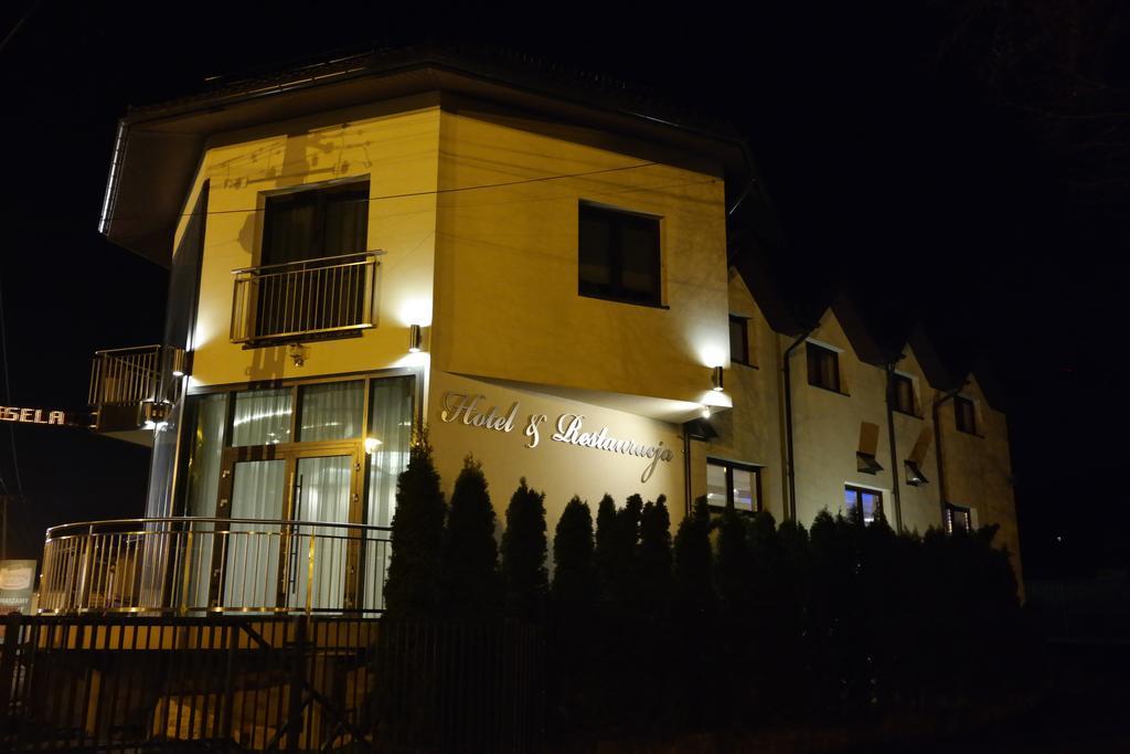 Ropa Hotel Pod Chelmem מראה חיצוני תמונה